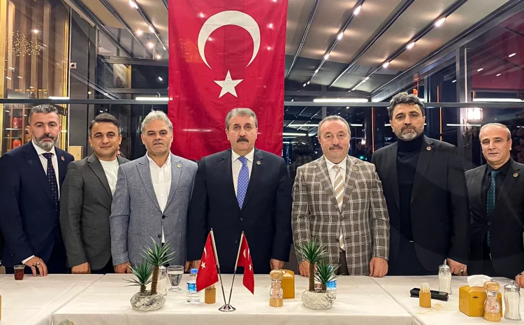 Genel Başkanımız Sn. Mustafa Destici ve İstanbul İl Başkanımız Sn. Dursun Çağlayan Başakşehir ilçemizi ziyaret ettiler